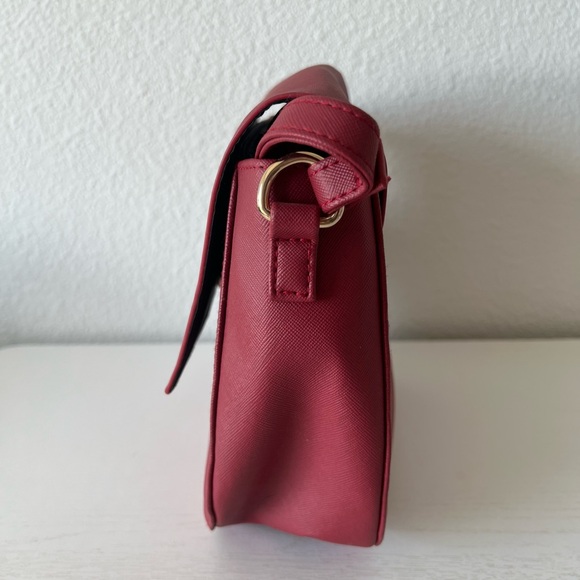 Red Crossbody - Picture 6 of 8
